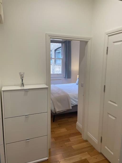 Beautiful 1 Bed Flat 2 Minute Walk To Camden Station Leilighet London Eksteriør bilde